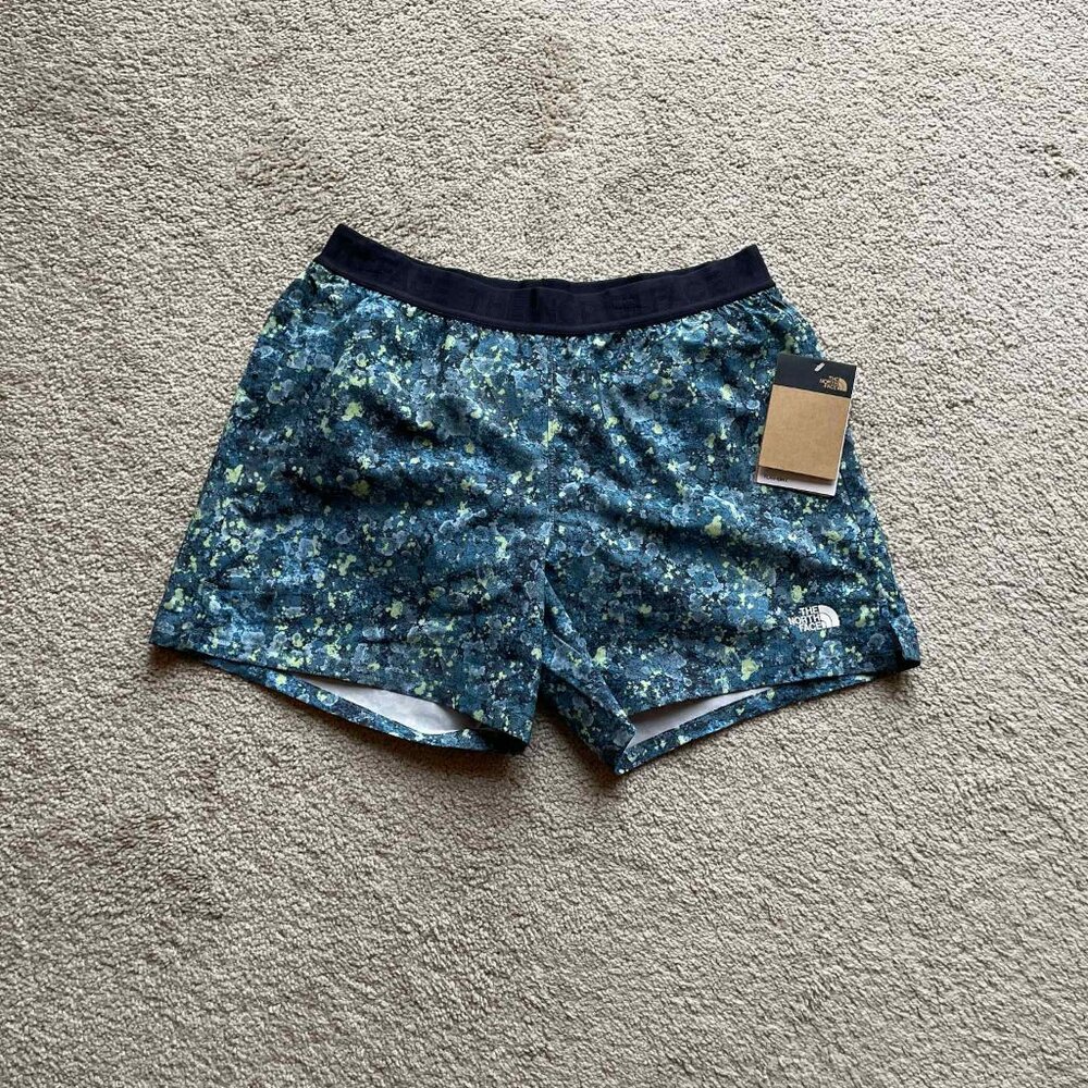 The North Face Wander Shorts - M- Regular